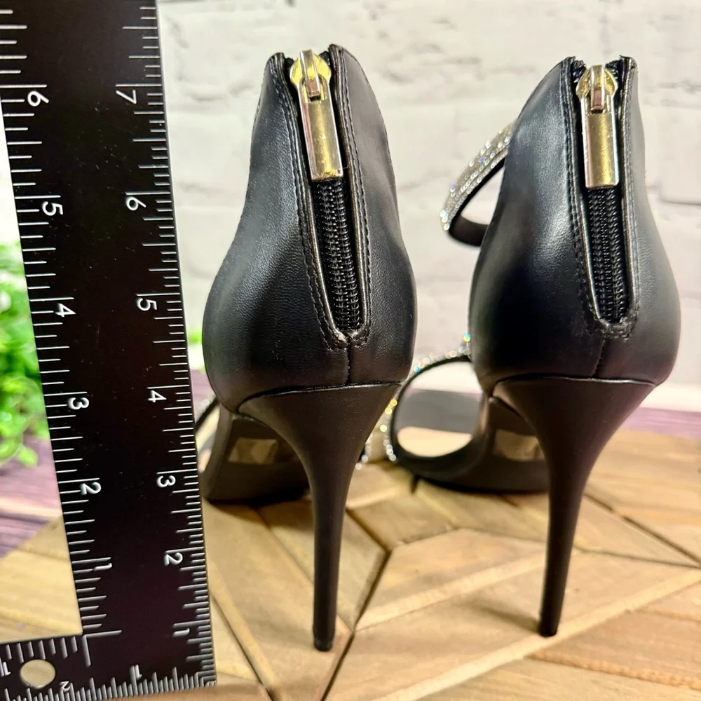 Lauren Lorraine‎ Black and Silver Heels NIB